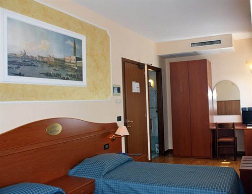 Hotel Belfiore Salzano Kültér fotó